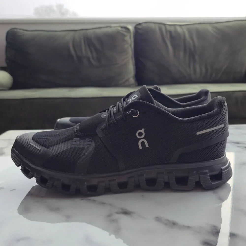 On Cloud 6 Sneakers Black Running Women's Shoes New With Box